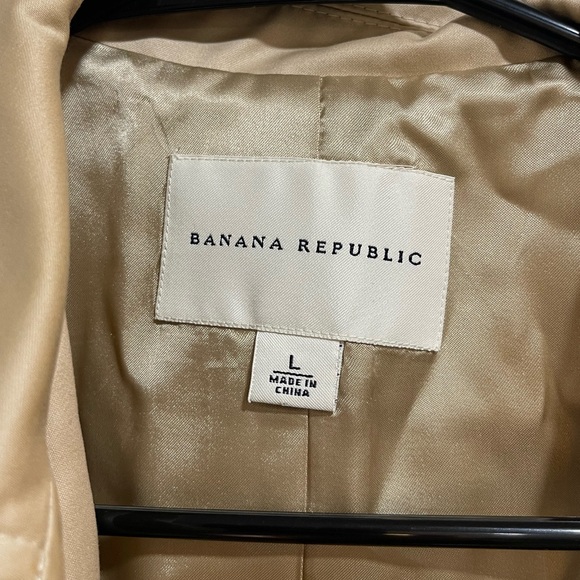 Used Banana Republic Coat - Size Large - Picture 6 of 12